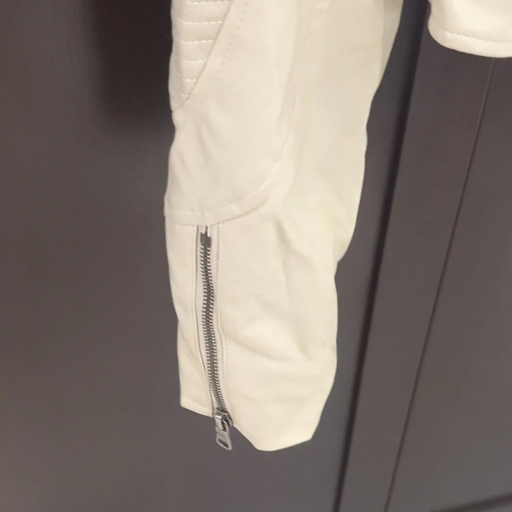 Costa Blanca Cream Faux Leather Motorcycle Jacket - Size 2 XS Great Condition - Picture 6 of 7